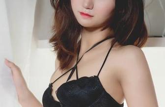 Kuuko W的定制写真，剧情的每一帧都嗨翻了别人疯掉的想象！