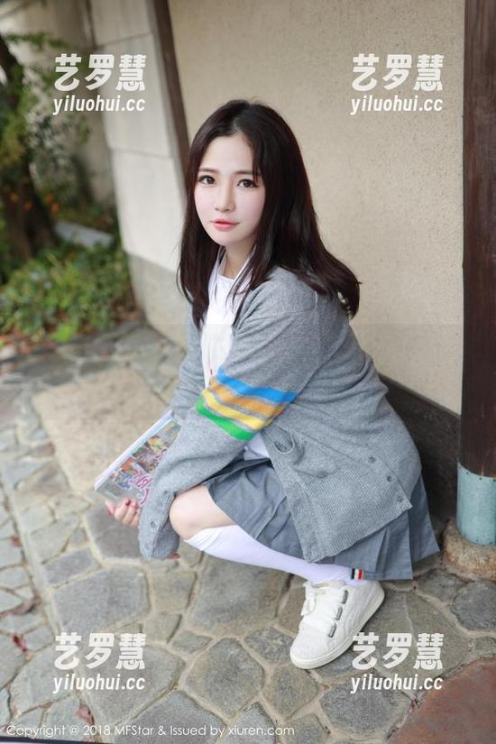 MFStar模范学院-欧阳美萱 MFStar模范学院 - 欧阳美萱的婚纱合集,长长的裙摆和短暂的梦