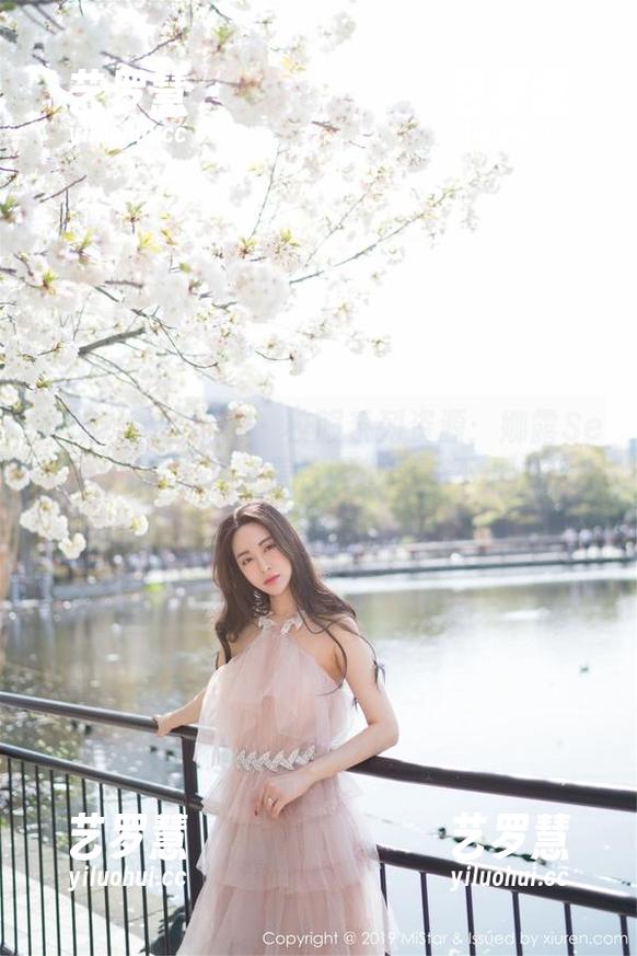 MiStar魅妍社 - 校服系列资源：娜露Selena教你怎么穿着校服也能一不小心变成班花！