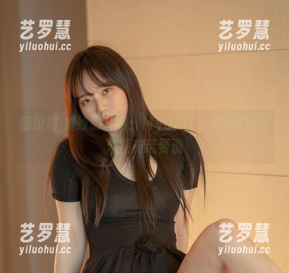 翻围裙-婚纱的套路：MyuA(뮤아)在图包里似乎有话要说