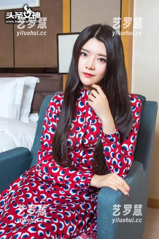 TouTiao头条女神-梁芮溪 TouTiao头条女神 - 哦,梁芮溪和她的丝袜美图合集,沉迷不能自拔