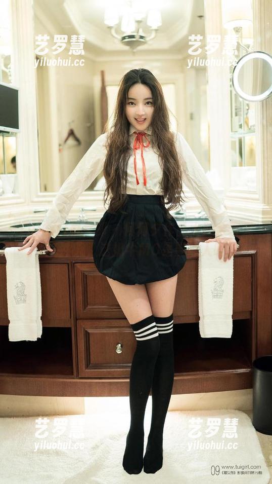 TuiGirl推女郎-何何夕 TuiGirl推女郎 - 何何夕作品大胆全套又牛气冲天,这奶牛MO是要撩人吗?