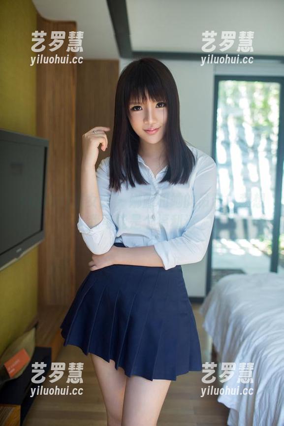 TuiGirl推女郎-娜露 TuiGirl推女郎 - 娜露和她的吊带:我想我可能是个福利迷