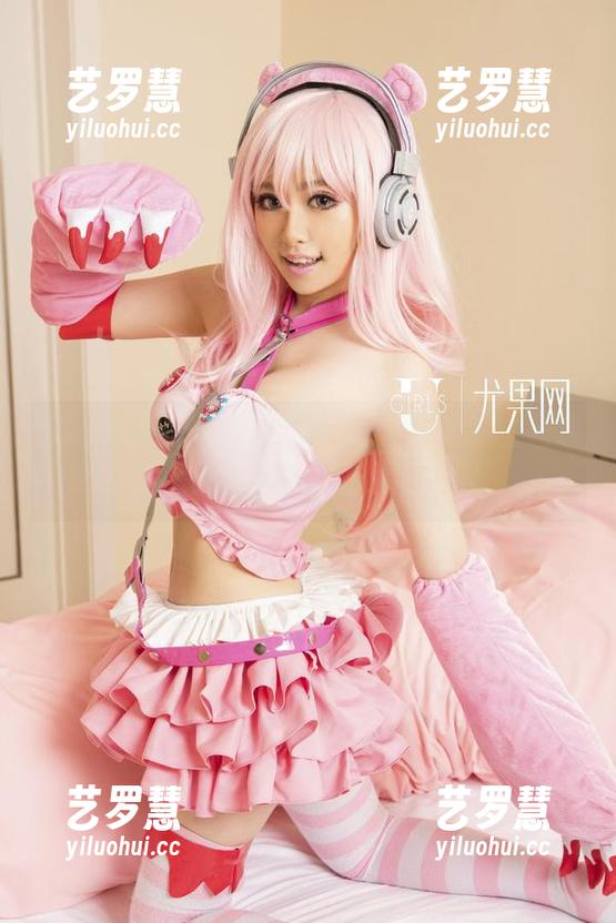 UGirls尤果网 - 玩转“网盘”里的白裙合集，景思晴如云端漫步