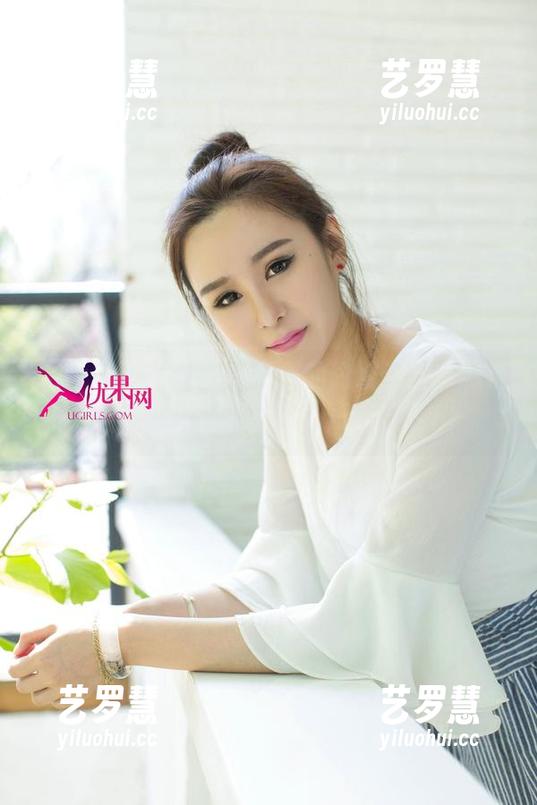 UGirls尤果网 - 萌琪琪的豹纹系列，图集资源里满满的撩人与Ohmygosh！