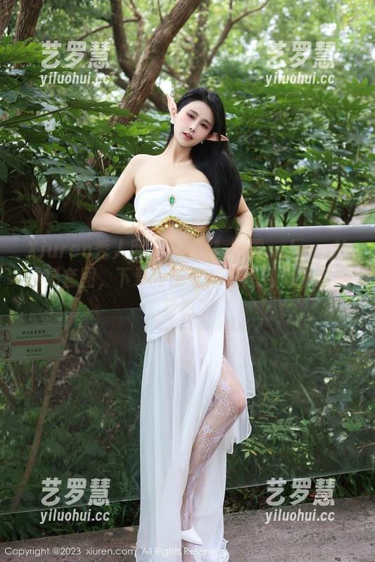 Xiuren秀人网-娜露selena Xiuren秀人网 - 高跟鞋-娜露selena的神秘套图,下载可能让你联想到游乐场的身影?