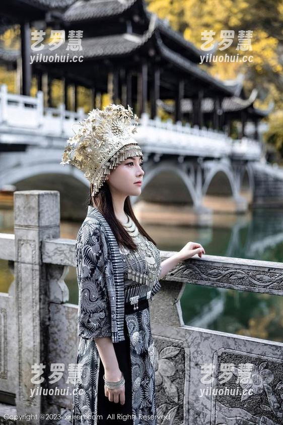 Xiuren秀人网-是小逗逗 Xiuren秀人网 - 让我们沉醉在是小逗逗的豹纹写真里,纯粹的“丛林”风!