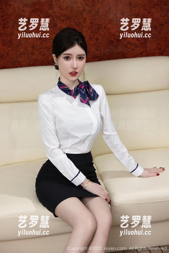 Xiuren秀人网-瑞瑞ruirui Xiuren秀人网 - 瑞瑞ruirui的HD温柔画册:翻了一会儿,不小心穿越到梦想小屋!
