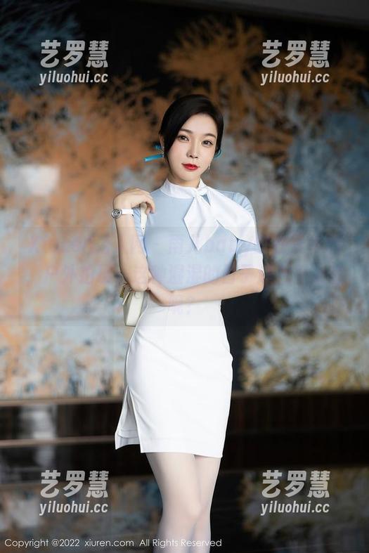 Xiuren秀人网-雨儿baby Xiuren秀人网 - 雨儿baby的在线作品,户外拍摄,这种湿湿的日子适合干点啥呢?