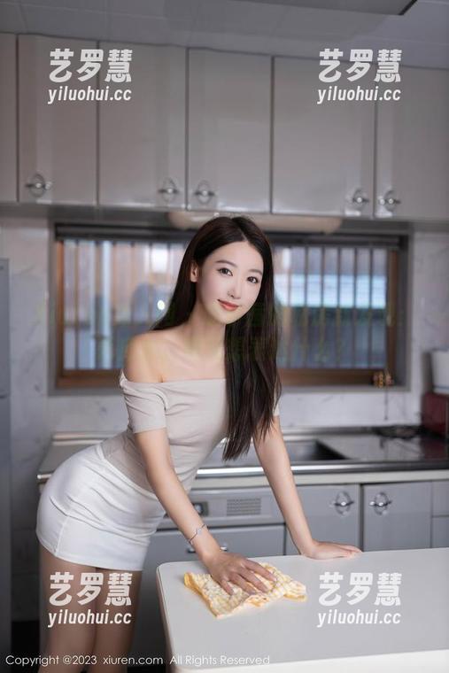 Xiuren秀人网-鹿小茜 Xiuren秀人网 - 鹿小茜的私房新发现:死库水,究竟想表达什么?