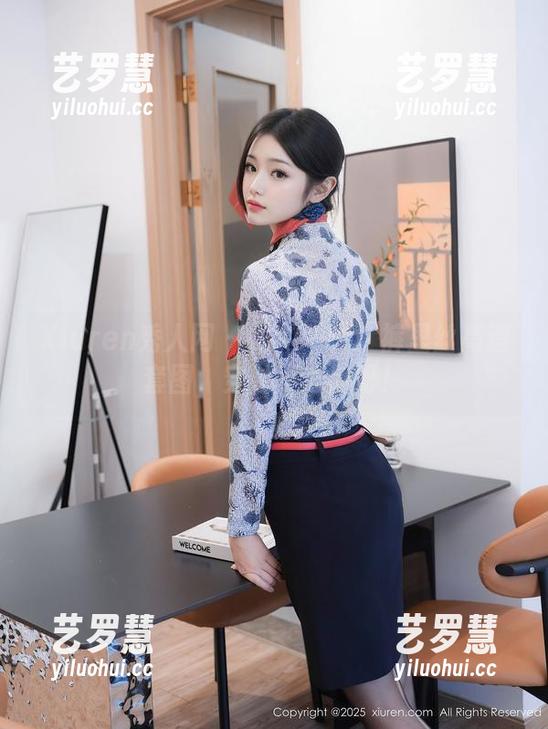 Xiuren秀人网-龙籹cool Xiuren秀人网 - 龙籹cool:裤里丝高清套图,穿越小心脏呀!