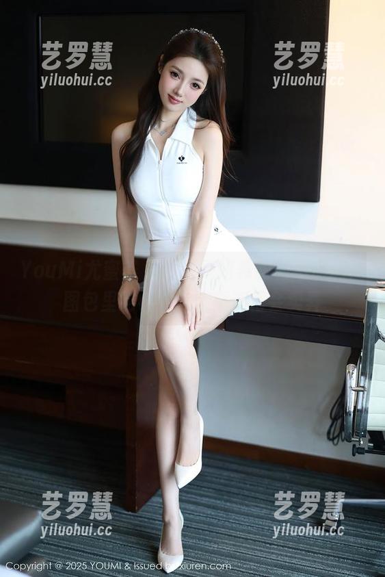 YouMi尤蜜荟-周妍希 YouMi尤蜜荟 - 细说周妍希的私拍点滴,图包里的小秘密大概都很会卖弄