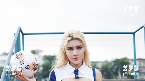 YouWu尤物馆-baby贝贝 YouWu尤物馆 - 写真时刻里的baby贝贝与眼镜:无意间的光影交错