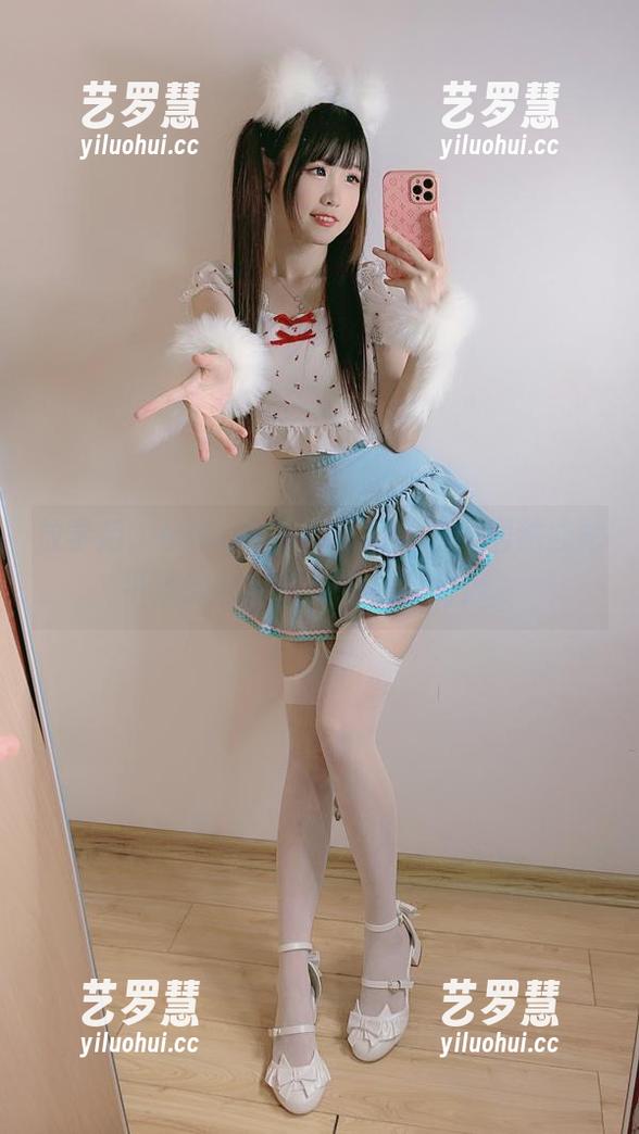 miko酱ww 放学后,miko酱ww最新图包,居然能把平淡的时刻都撩得如此微妙。