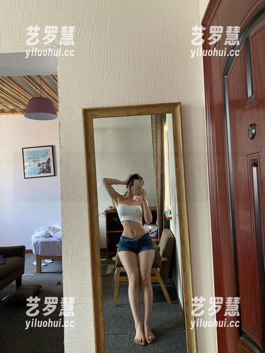 你文茜 微密圈 - 壁纸里的你文茜,少女气息暗藏小撩拨