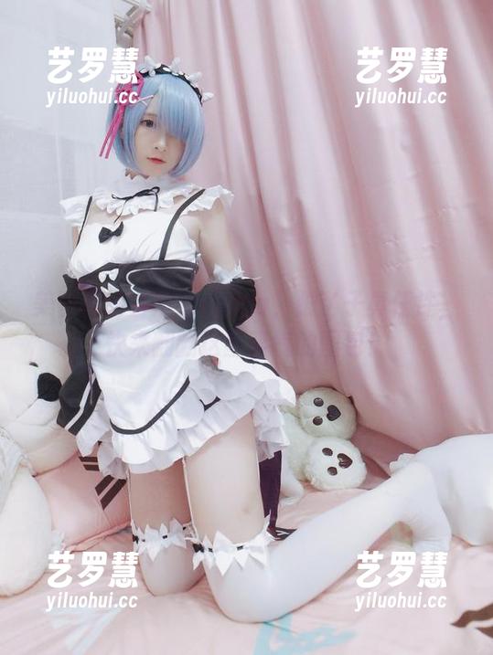 美图里的古川kagura，脚丫子真任性，快来翻翻这些骚气的图包！