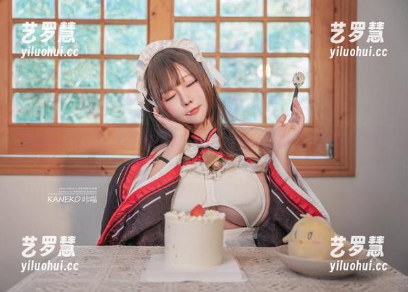 咔喵KANEKO 咔喵KANEKO的学姐写真:壁纸已环绕,脑袋也快围上了!