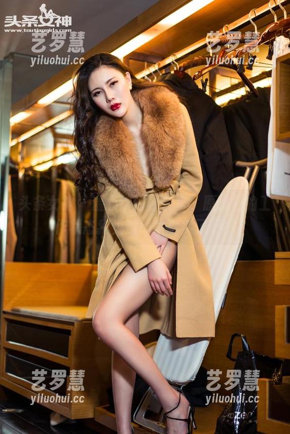 头条女神 - 温心怡的办公室，原图里的工作状态我见过！太真实了吧！