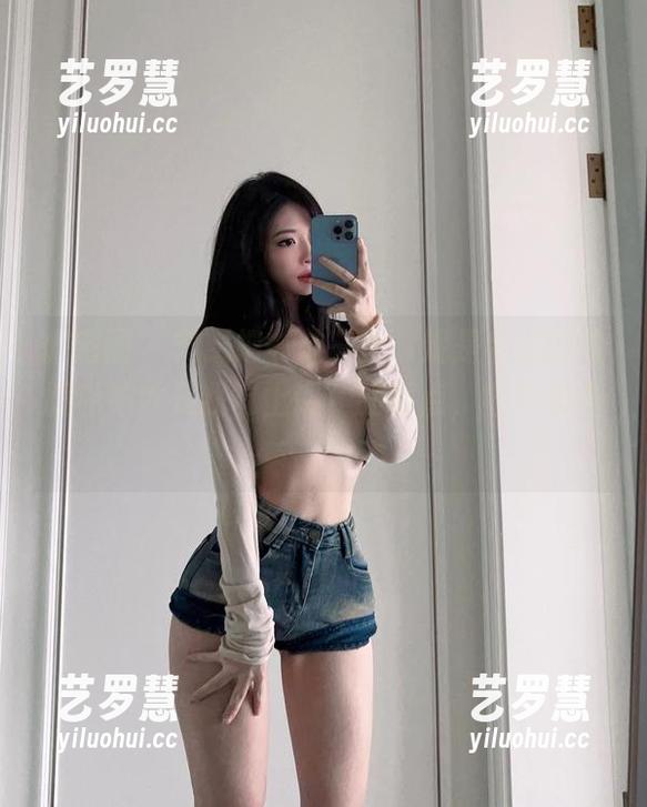 妮是老虎 微密圈 - 宁愿把书放一边,妮是老虎的校服私拍才是我“上课”的重点,图包集合!
