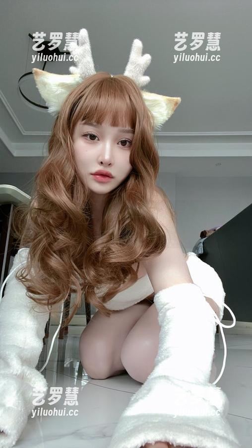 宋昱欣 微密圈 - 定制写真里的宋昱欣,学姐令我想起了猫咪的慵懒下午!