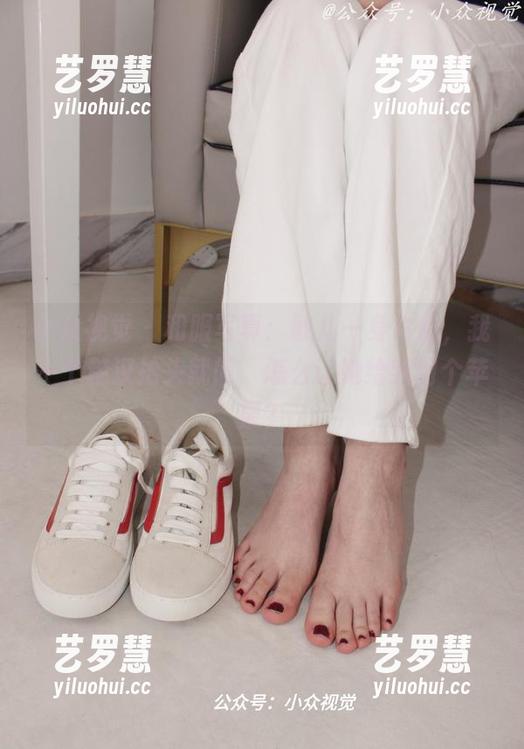 小众视觉-敏儿 小众视觉 - 和服写真:敏儿一身古韵,我一个糙汉抬头就问,怎么让她给我切个苹果?