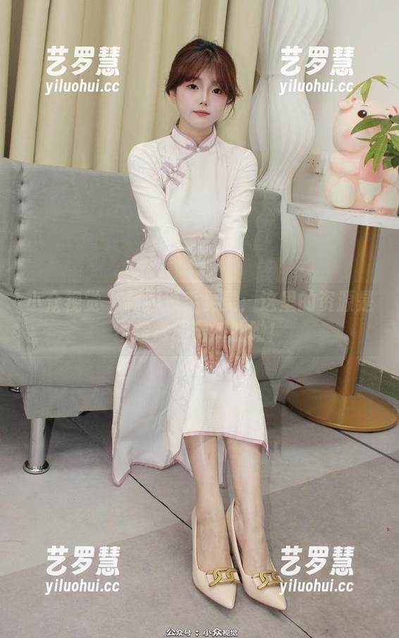 小众视觉 - 制服杀手灵灵：这里的资源是不按常理出牌的呦！