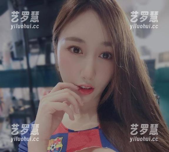 小玉吃果冻 微密圈 - 520爱不爱,小玉吃果冻的无圣光写真来揭示你的“答案”!