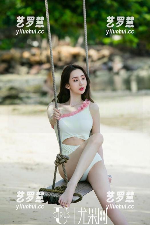 尤果网-谭晓彤 尤果网 - 错位欣赏:谭晓彤灰丝图包,感觉我的审美又升华了,不知道其余部分升华没。