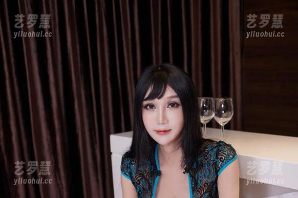 尤物馆-韩冰冰儿 尤物馆 - 这自拍能让你燃烧?韩冰冰儿图集中自信满满,快来下载!