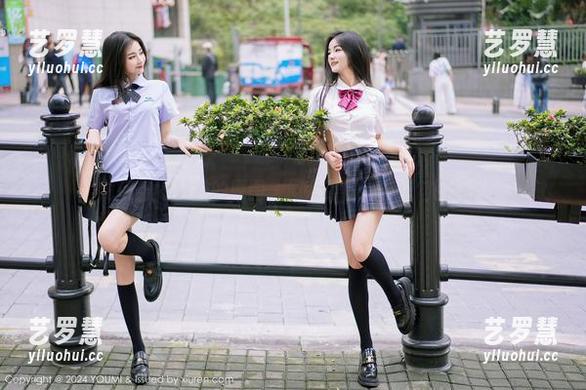 尤蜜荟-周大萌 尤蜜荟 - 妹妹的原图,周大萌你这是在勾引吗?
