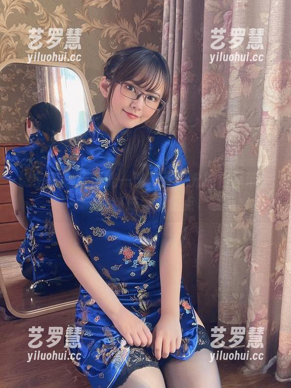 张思允 微密圈 - 无圣光一出,张思允的白吊带袜立刻成为了焦点