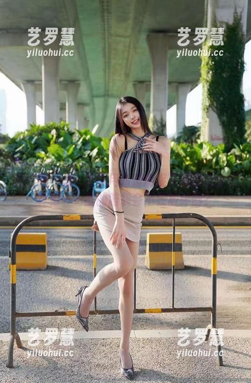 徐珺大哥 微密圈 - 徐珺大哥用高清捕捉了流苏的惊悚真相——我的脑袋会不会被绊倒?