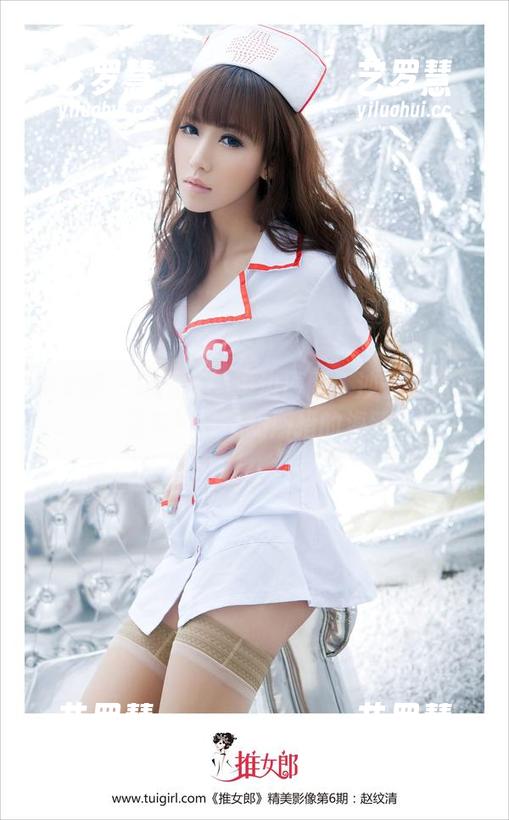 推女郎-冯雨芝 推女郎 - 冯雨芝的海边原图:沙子、海浪,还有一只不知所措的海鸥...