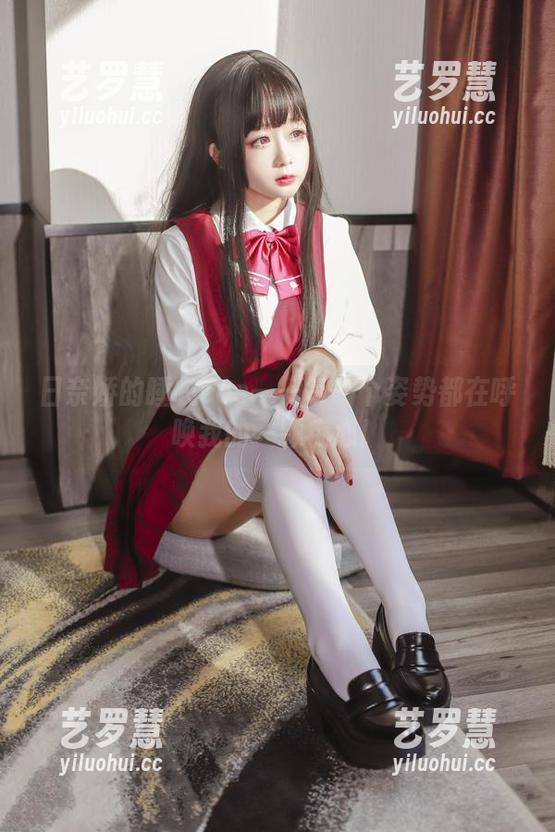 日奈娇 日奈娇的睡衣cos——每一个姿势都在呼唤我的一颗痴心!