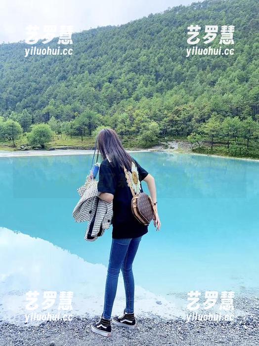 林子琳喵 微密圈 - 私拍时间:林子琳喵和她的女友,共同搭建了某种奇特的氛围。