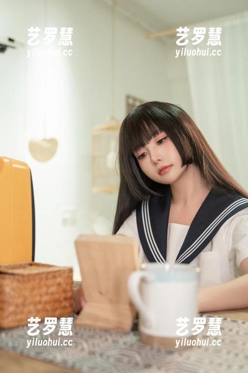 爆机少女喵小吉 爆机少女喵小吉的和服写真,完全没有圣光——也许是因为不想让他们抢镜?