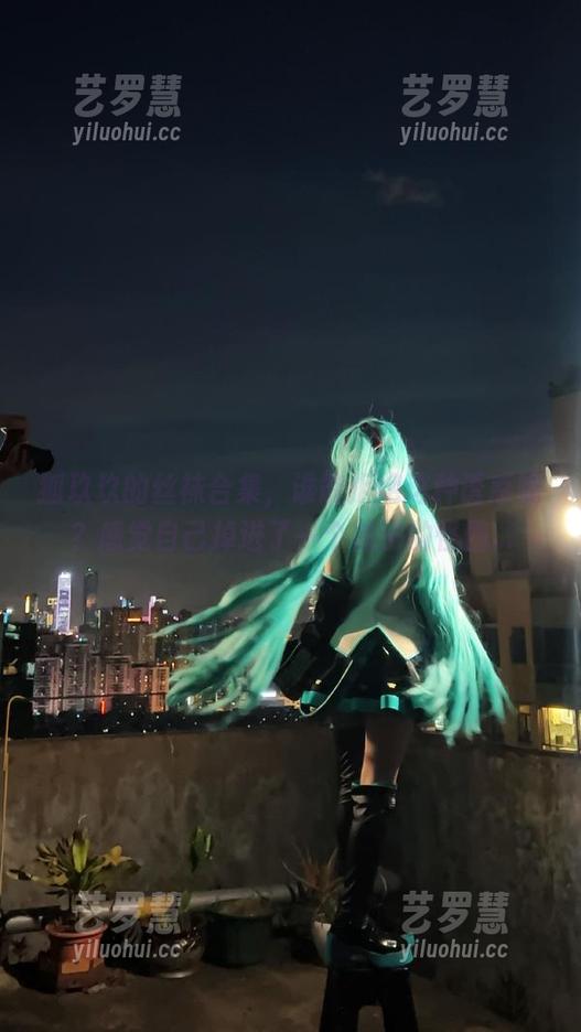狐玖玖 狐玖玖的丝袜合集,谁能拒绝这种诱惑呢?感觉自己掉进了一个袜子的怪圈...