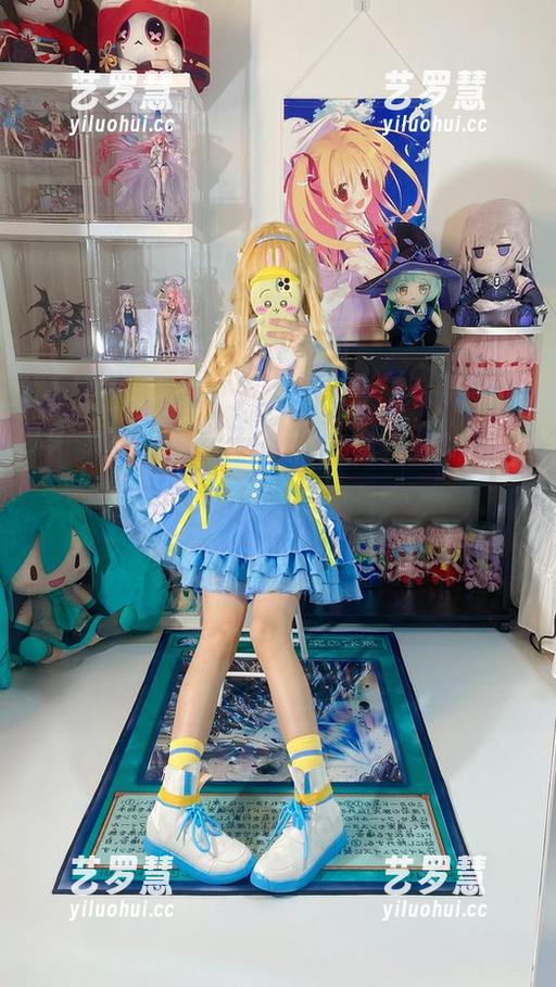 白栎Shirly 白栎Shirly的最新写真集:在碧蓝航线轻松导航,塔什干下的日常?