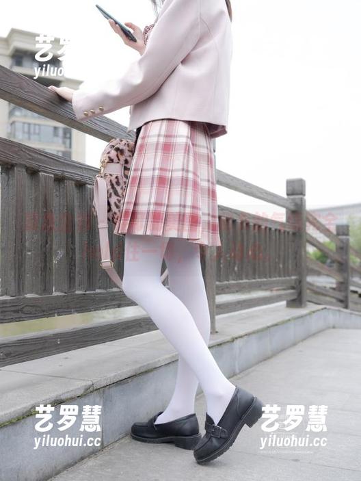 紧急企划-樱可 紧急企划 - 樱可的美图,秘书的气场完全hold住一切,令人动心。