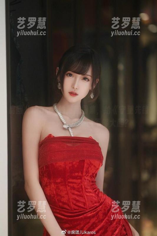 腐团儿Ikaros 腐团儿Ikaros的最新图集,给《守望先锋》来了一发小撩,够不够大胆?