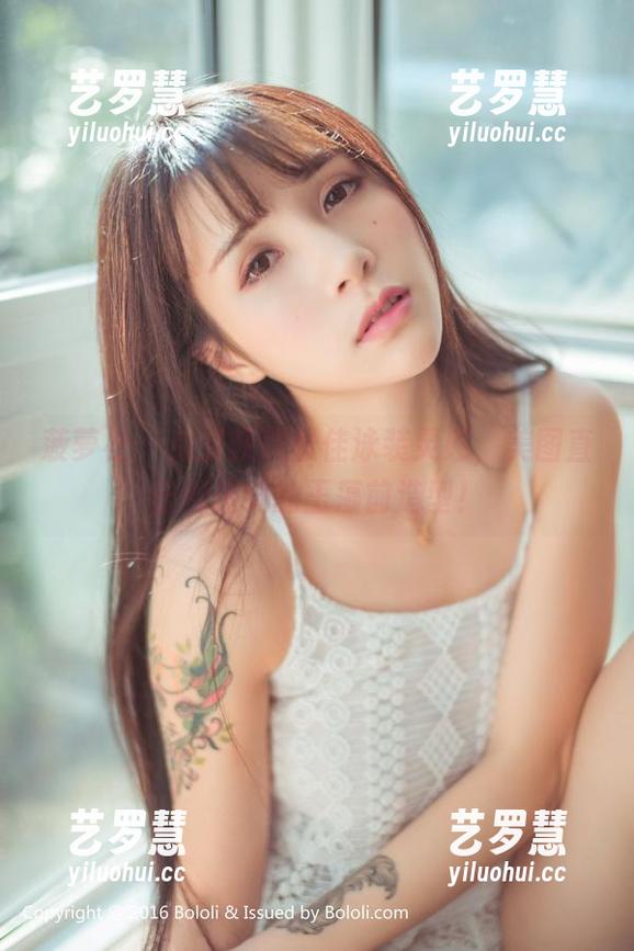 菠萝社 - 免费获取最佳泳装灵感，美图直击柳侑绮的玉藻前造型！