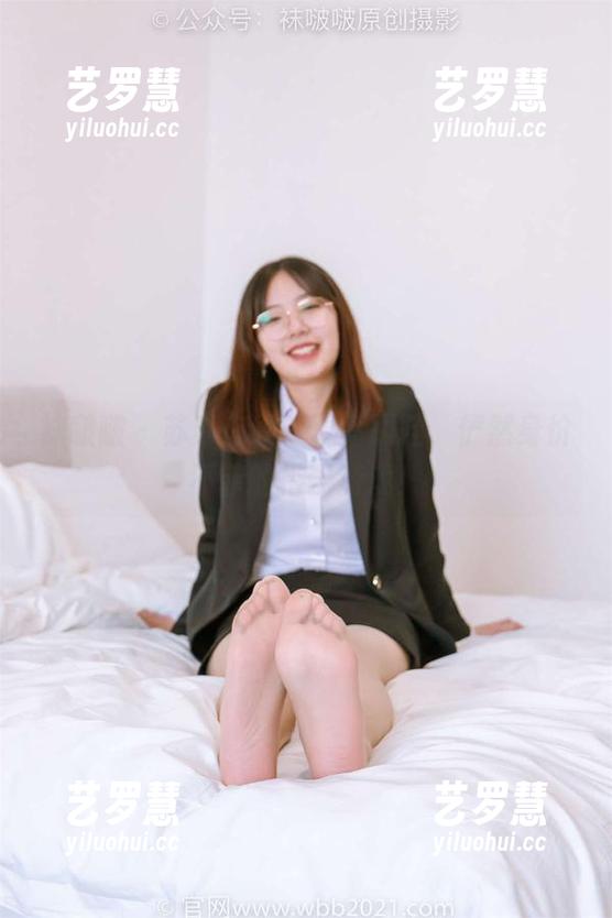袜啵啵 - 苏苏在线：双高跟鞋，俨然身价不菲的搭配游戏！