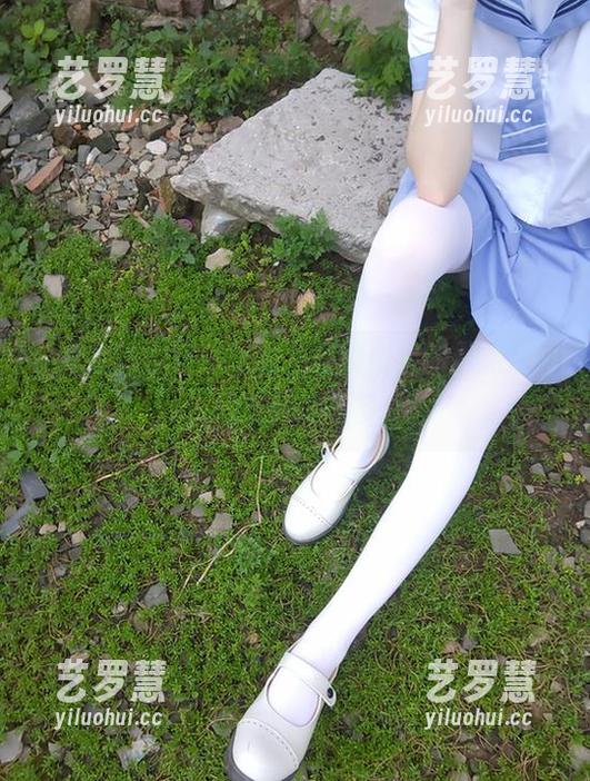 这里是西尔酱送出的免费御姐套图，抓紧啊，好东西可不多！