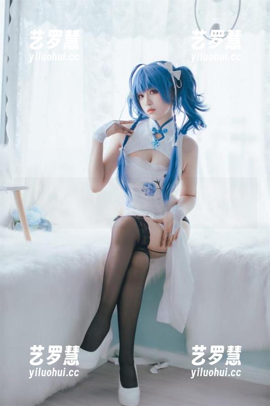 轩萧学姐 苗疆少女VN版,轩萧学姐的cos和原图,有点意思哟