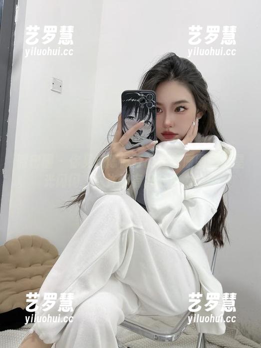 微密圈 - 你见过陈佩奇的在线原图吗？星光闪闪，或许真有几分魔力……