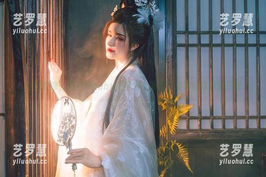 鹿八岁baby 在线观摩,鹿八岁baby把金发女孩的可爱演绎得淋漓尽致