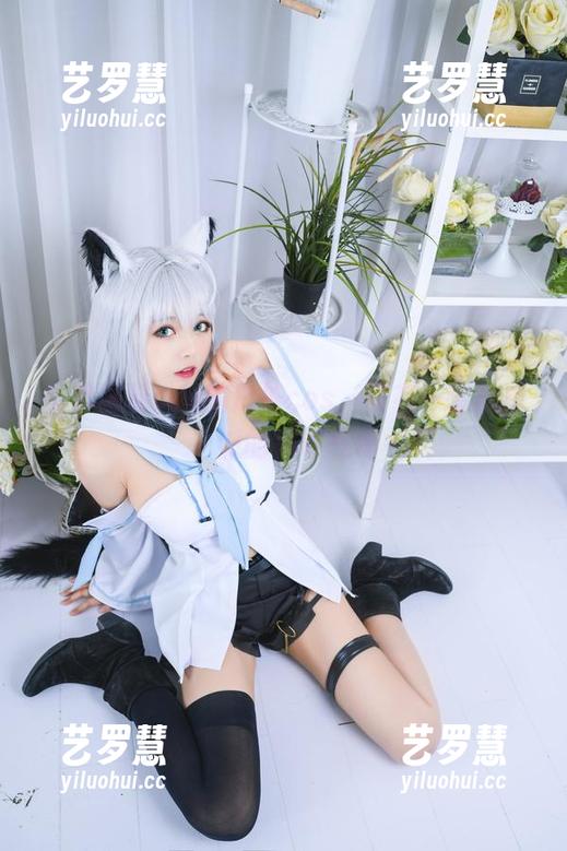 黑猫猫ovo 看黑猫猫ovo的户外cos,真有一套自成一派的神奇气场